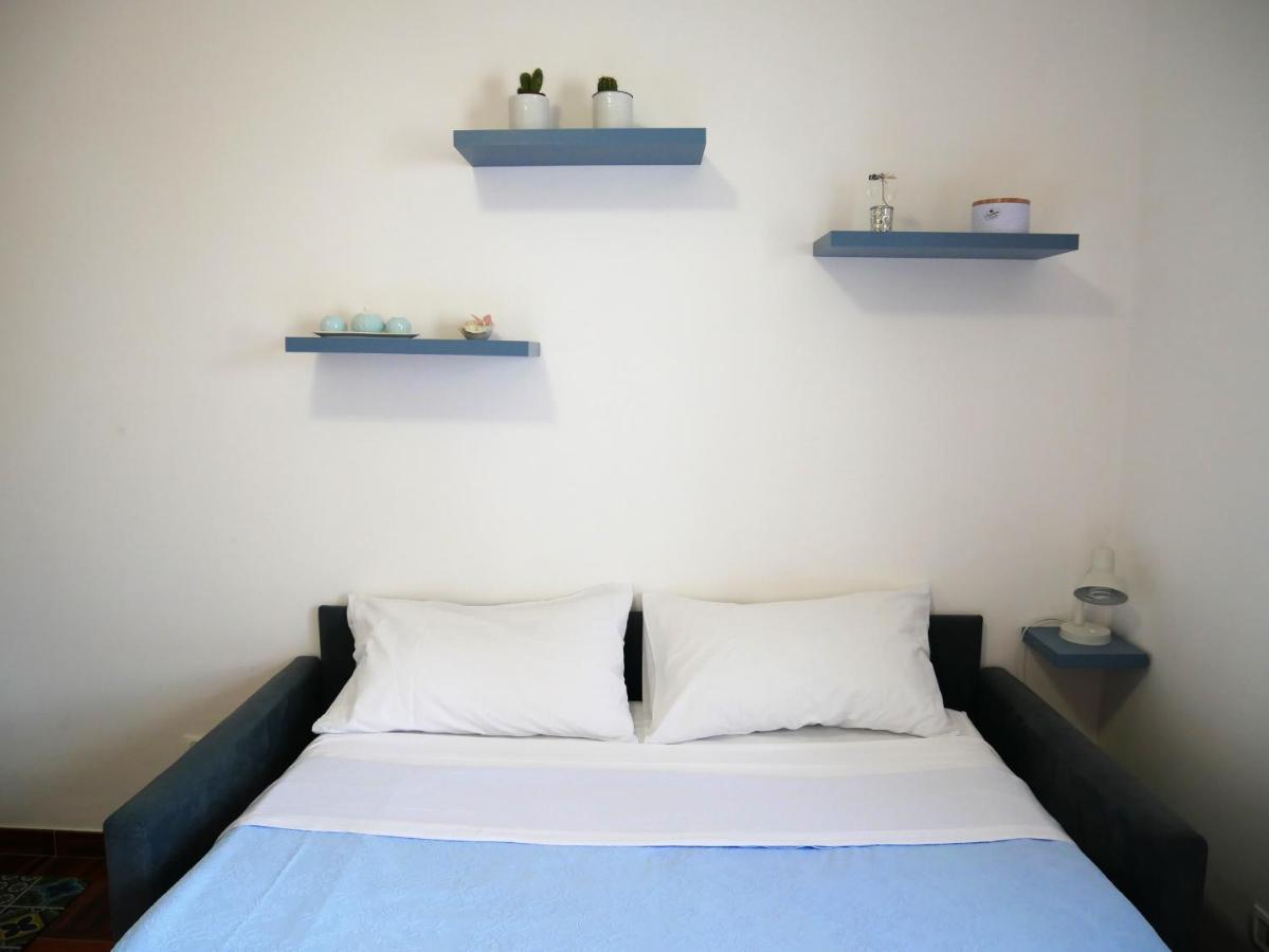 Olindo Apartment E Cristina Apartments ヴィーコ・エクエンセ エクステリア 写真