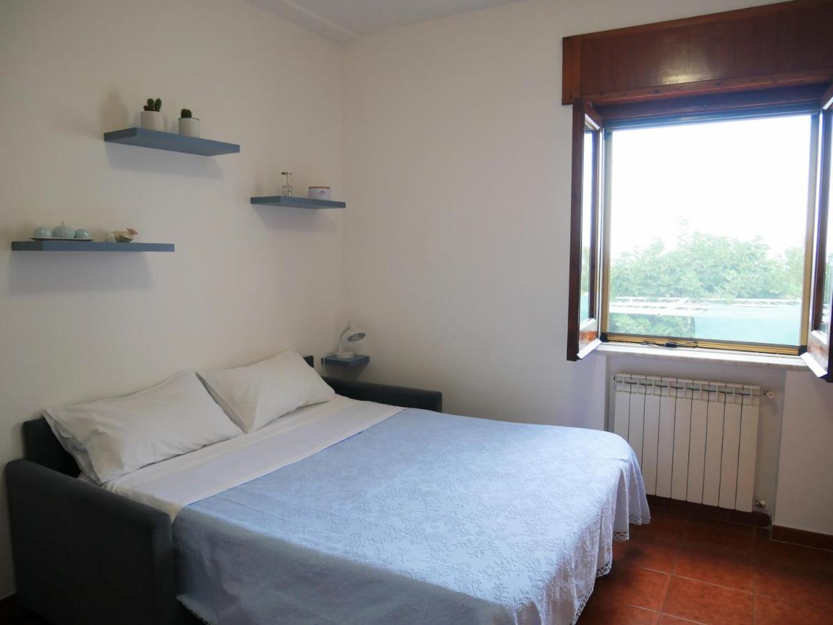 Olindo Apartment E Cristina Apartments ヴィーコ・エクエンセ エクステリア 写真